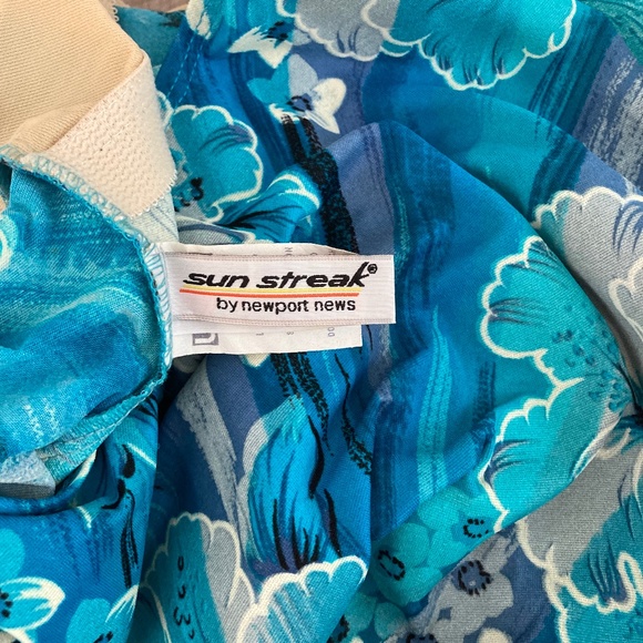 Blue Floral One Piece Bathing Suit w Keyhole Back - Picture 12 of 12